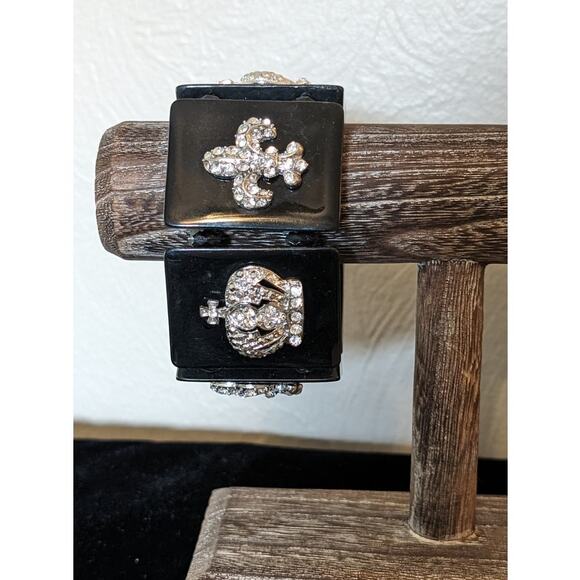 Chunky Black Stretch Rhinestone Crown Bracelet - Picture 9 of 10